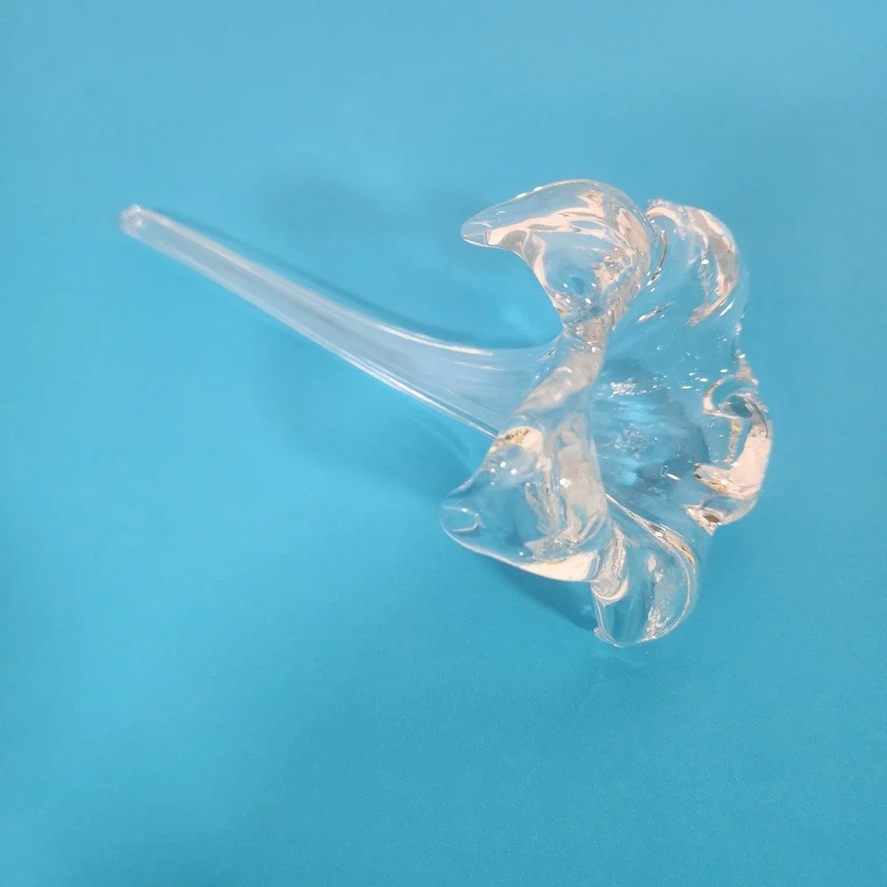 Vintage Hand Blown Clear Glass‎ Lily Flower Shaped Single Bud Vase Unique
